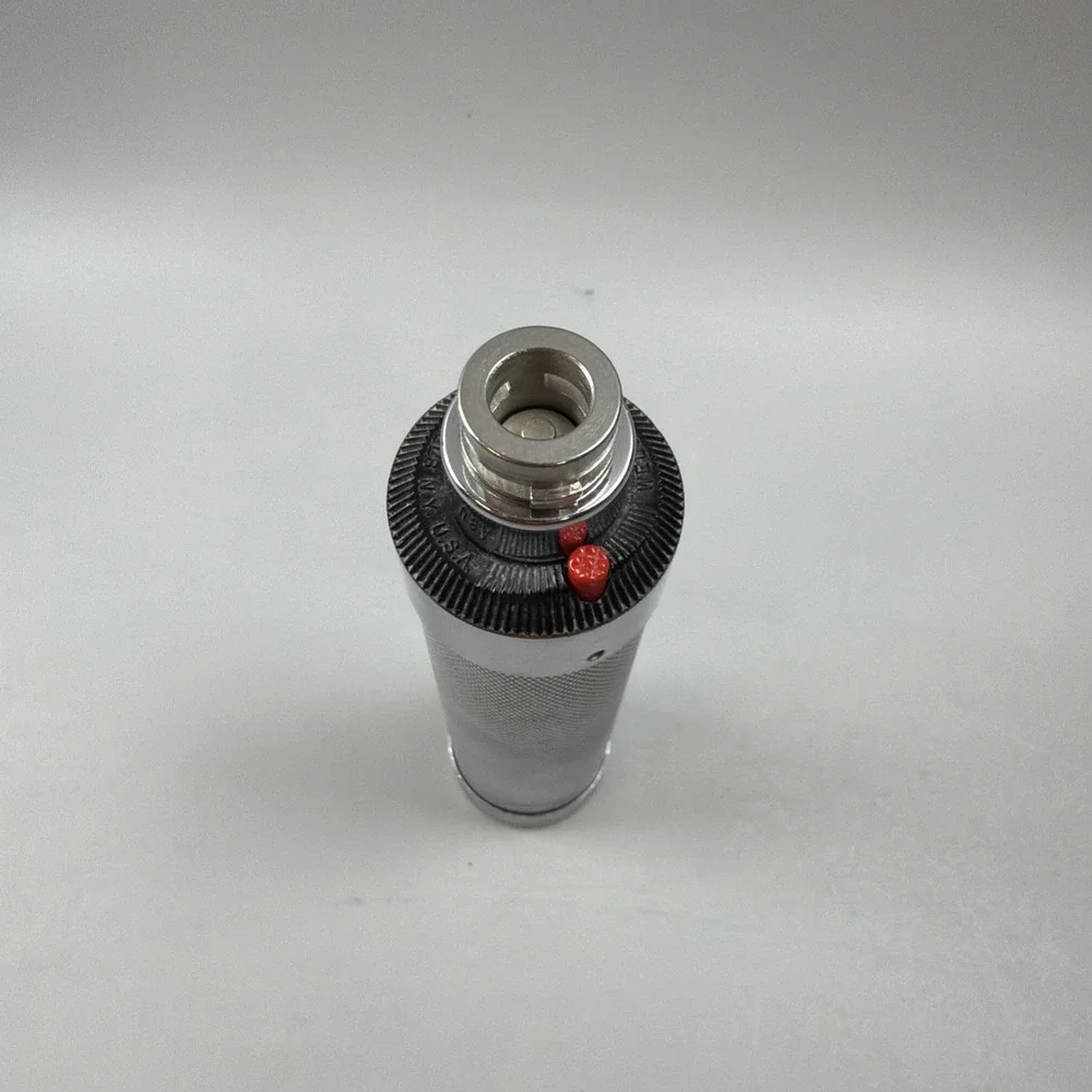 Welch Allyn 71670 3.5v Rechargeable Handle - use with Desk Chargers / Otoscope